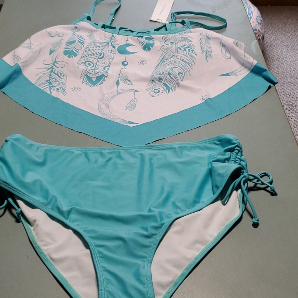 Bathing suit